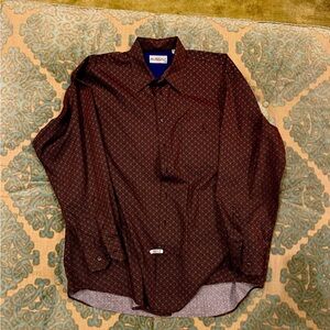 Windsor Lakes UNTUCKit button down